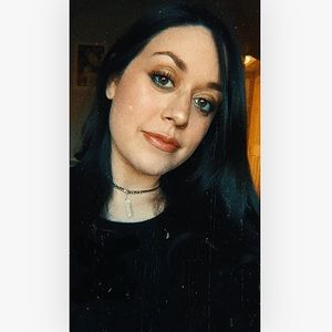 Meet your Posher, Michele